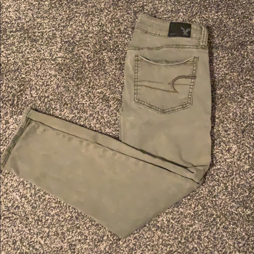 American Eagle Green Jegging Crop Pants